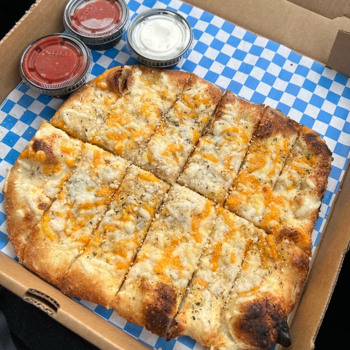 photo of Possum Pizza Cheesy Bread shared by @liberationbby on  14 Jan 2024 - review