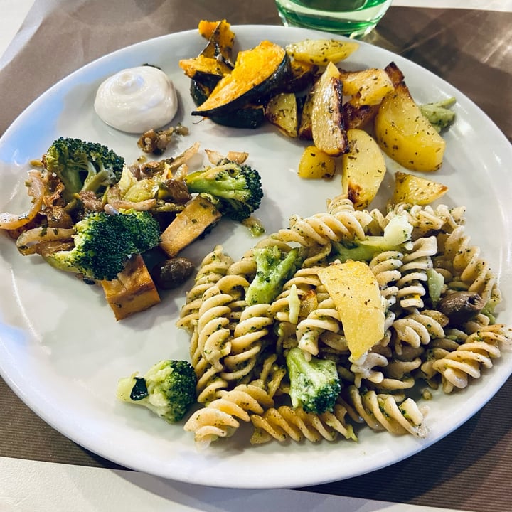 photo of Food Love Misto buffet shared by @chiaramauro22 on  28 Dec 2023 - review