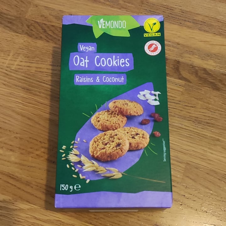 photo of Vemondo Vegan Oat Cookies (Raisins & Coconut) shared by @vluca on  01 Jul 2024 - review