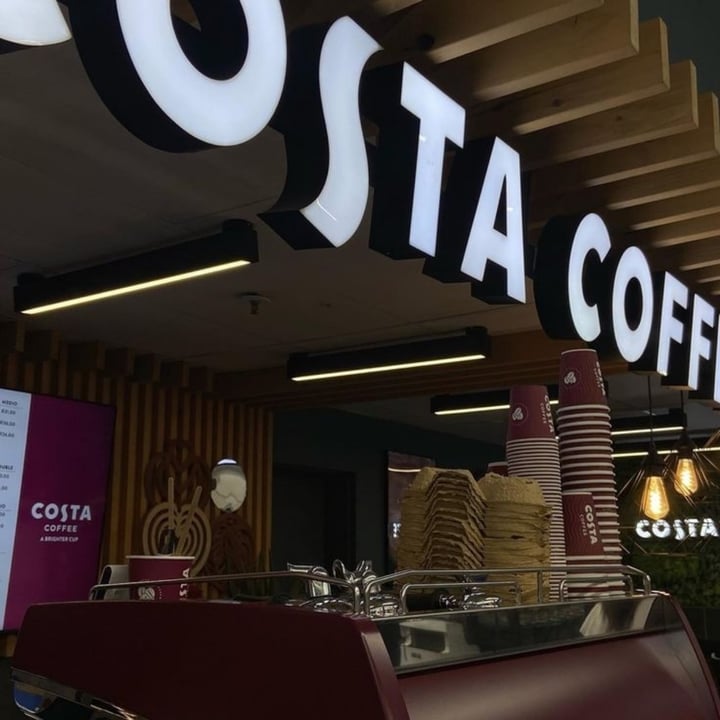 photo of Costa Coffee Vegan Biscoff Cheesecake shared by @raskolnikov on  05 May 2024 - review