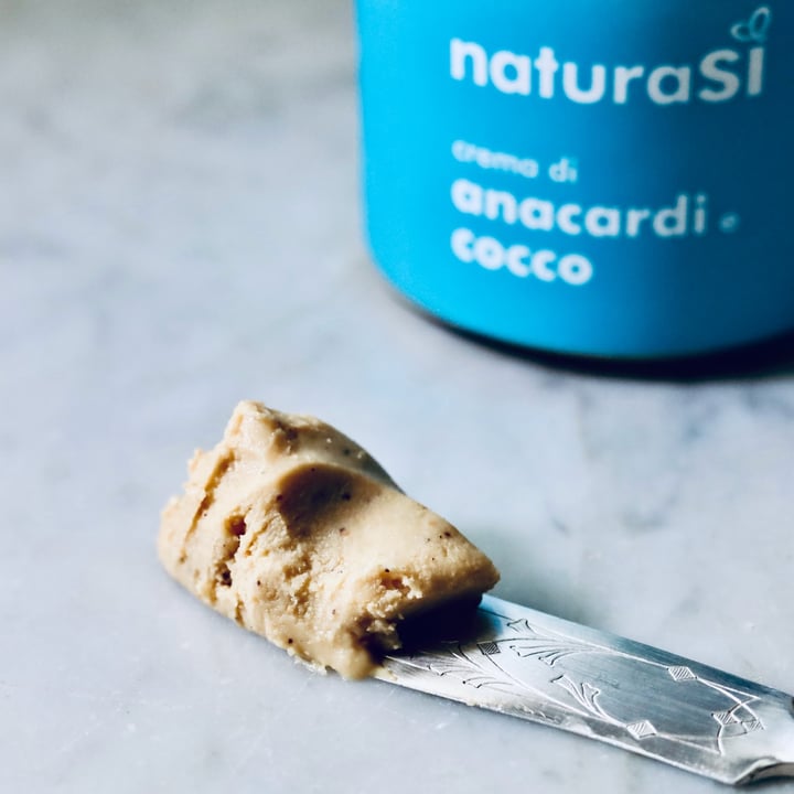 photo of Natura Sì Crema Di Anacardi E Cocco shared by @calcabrina on  28 Sep 2024 - review
