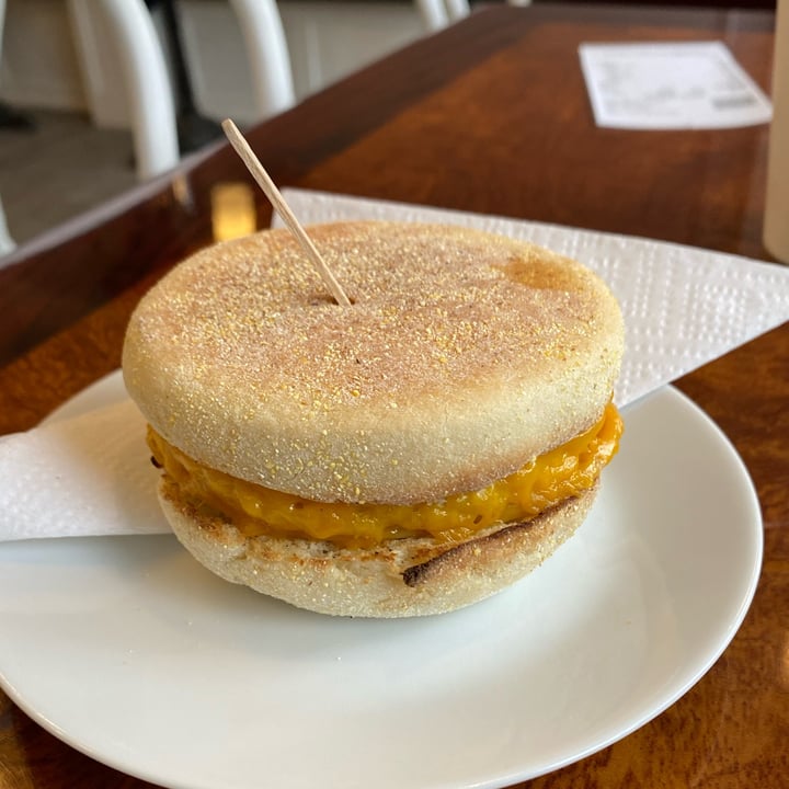 photo of Vegan Danish Bakery Breakfast sandwich shared by @ryanleys on  04 Mar 2024 - review