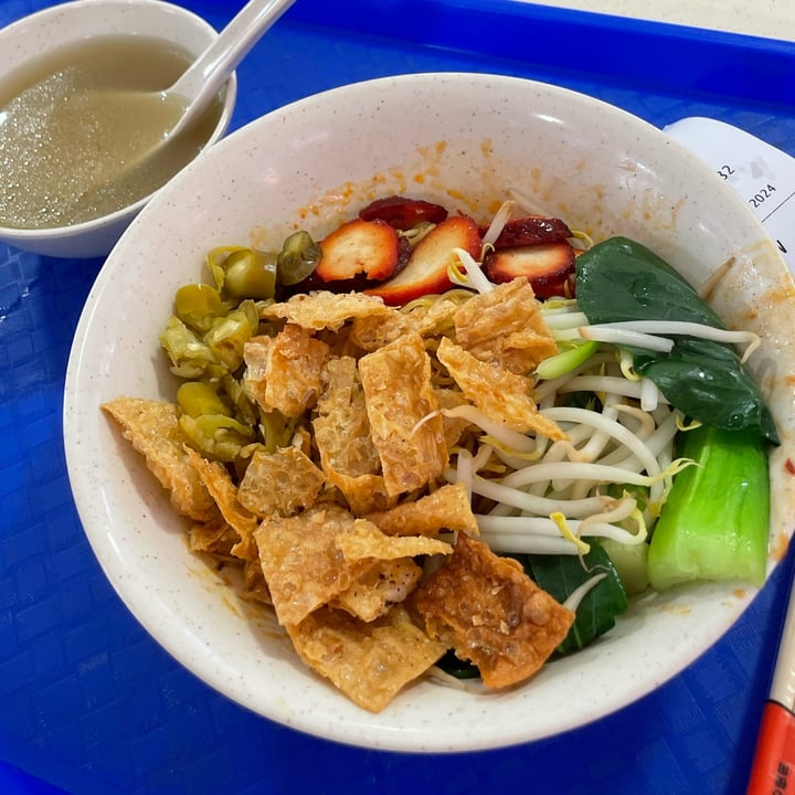 photo of Ginga Vegetarian Food Char Siew Noodles shared by @vishakha on  19 Mar 2024 - review