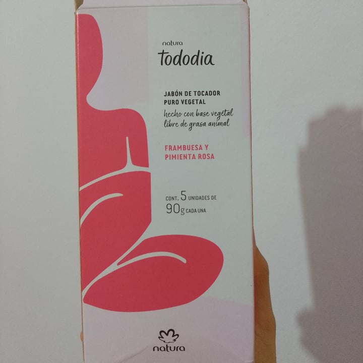 photo of Natura Caja de jabones de tocador - Frambuesa y pimienta rosa shared by @nataliadelvalle on  16 Jul 2025 - review