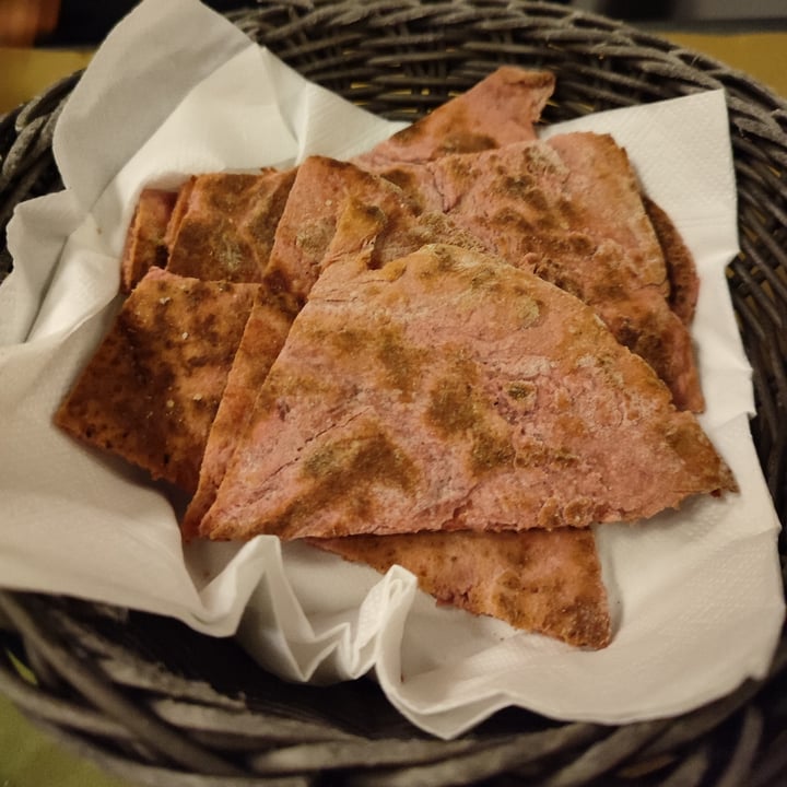 photo of Buena Siesta - Bar Piadineria Spezzatino di seitan e piselli con tre contorni e piadina a scelta shared by @crazy-catlady on  12 Jan 2025 - review
