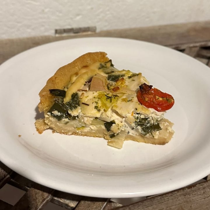 photo of Arraial integral Quiche Tofu E Bambu shared by @nicolerenou on  07 Apr 2024 - review