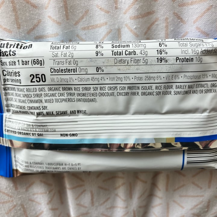 photo of Clif Bar Chocolate Chip shared by @c0dy on  09 Dec 2023 - review