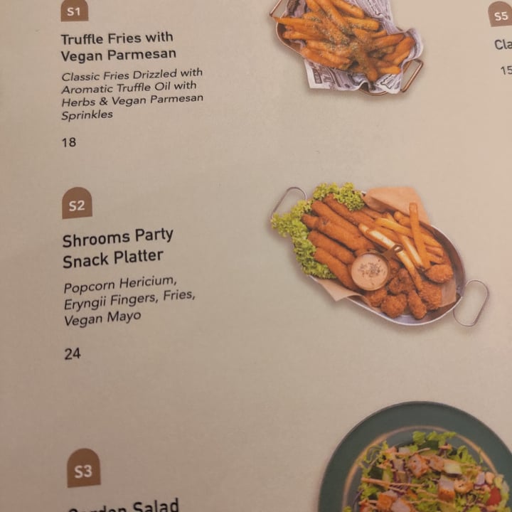 photo of Brown Poodle Cafe Shrooms Party Snack Platter shared by @stevenneoh on  15 Oct 2023 - review