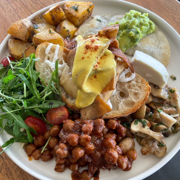 photo of I Am Vegan Babe Cafe Breakfast for champs shared by @mybellyfats on  10 Nov 2023 - review