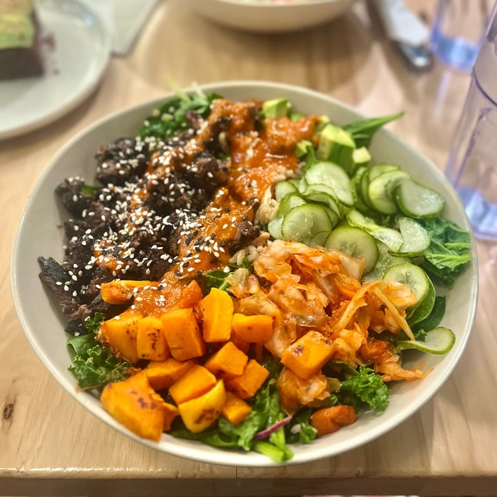 photo of Veggie Grill Kimchi Beef Bowl shared by @oliviazheng on  18 Mar 2024 - review
