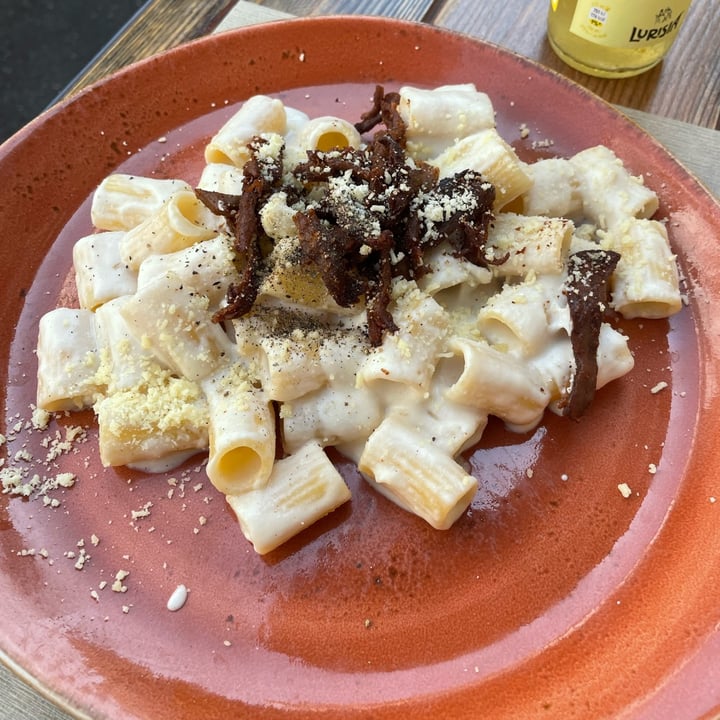 photo of Rifugio Romano mezzemaniche alla gricia vegan shared by @mollyk on  24 Oct 2023 - review