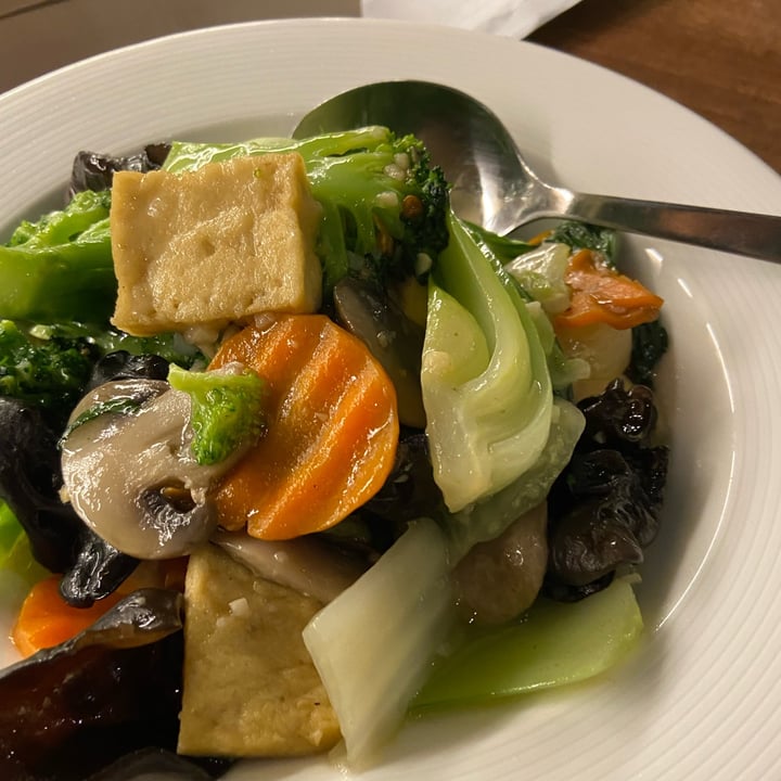 photo of Vegan Planet stir fried seasonal mixed vegetables shared by @fxk on  14 Jan 2024 - review
