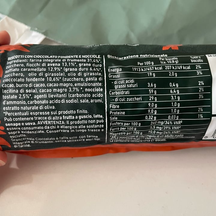 photo of Gran Cereale Biscotti cioccolato fondente e nocciole shared by @clxolao on  15 Jul 2025 - review