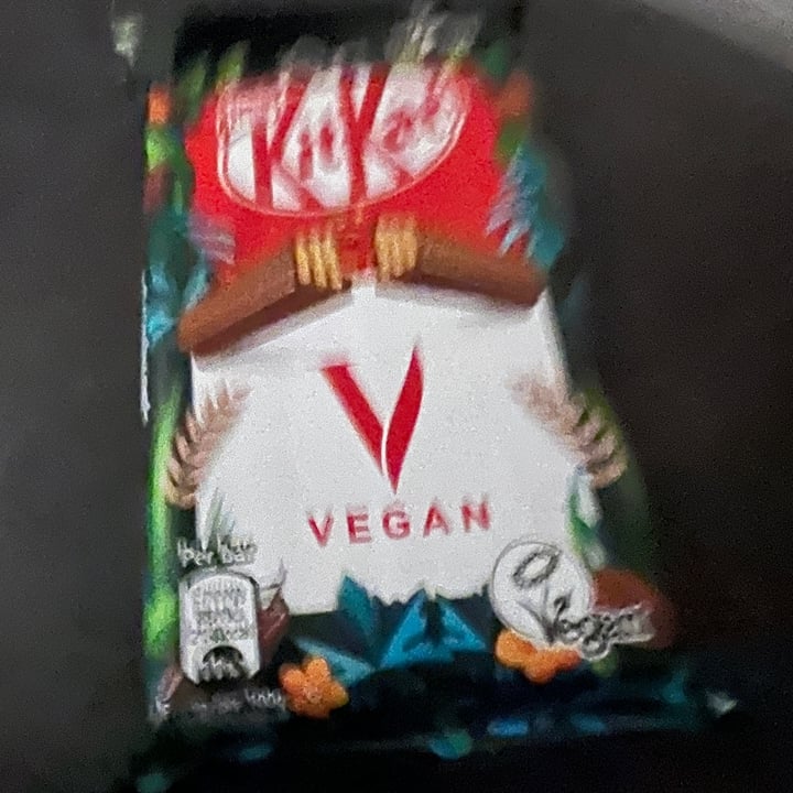 photo of Kitkat Kit Kat Vegan shared by @garyonlinecoach on  05 Nov 2023 - review