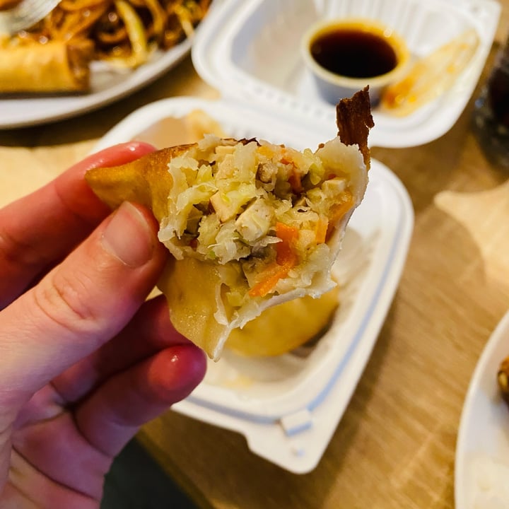 photo of Sidewok Cafe Vegan Dumplings shared by @curvycarbivore on  16 May 2024 - review