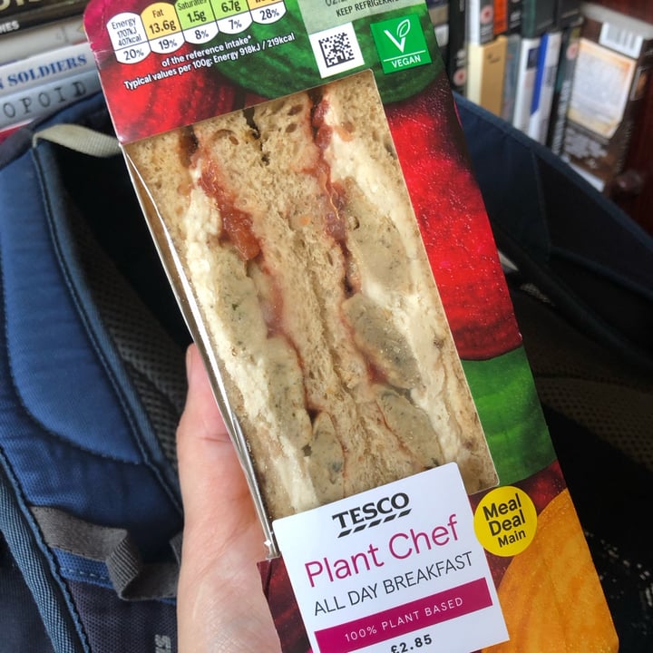 photo of Tesco Plant Chef All Day Breakfast Sandwich shared by @cloudnineberry on  24 Aug 2023 - review