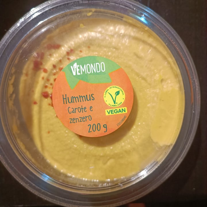 photo of Vemondo hummus carote e zenzero shared by @giudymorale on  27 May 2024 - review
