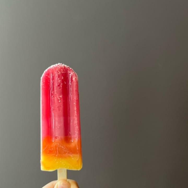 photo of Jonny Pops Organic Summer Sunrise shared by @veggie5 on  06 Aug 2024 - review