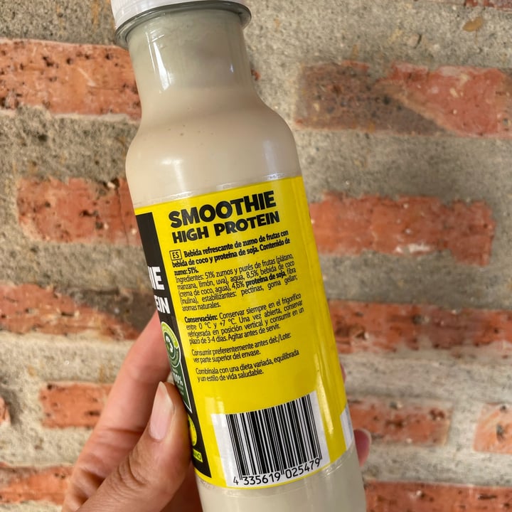 photo of Solevita Smoothie High Protein Plátano, Manzana, Limón y Uva shared by @pauladelriver on  15 Aug 2025 - review