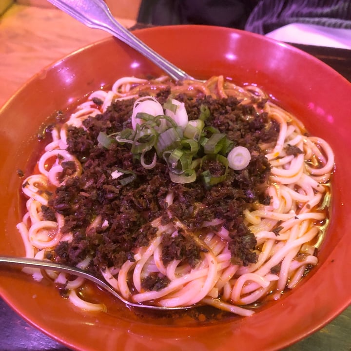 photo of Spicy Moon Vegetarian Szechuan Dan Dan Noodle shared by @skinnykatwoman on  13 Jan 2024 - review