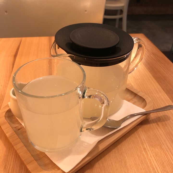 photo of Bistro Palačinka Domácí zázvorový čaj / Fresh ginger tea shared by @zigzag on  02 Oct 2024 - review
