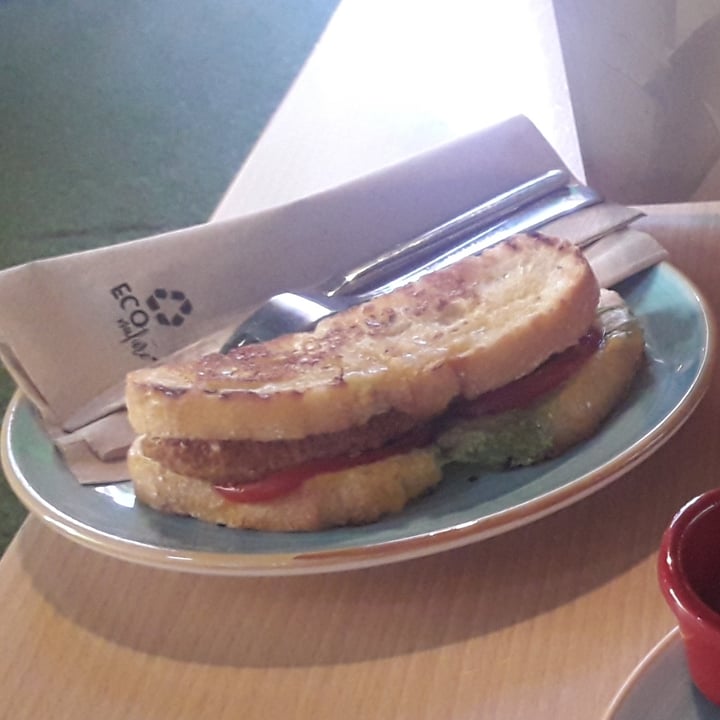 photo of Green Bistrot Sandwich De No Pollo shared by @gabinboy on  06 Nov 2023 - review