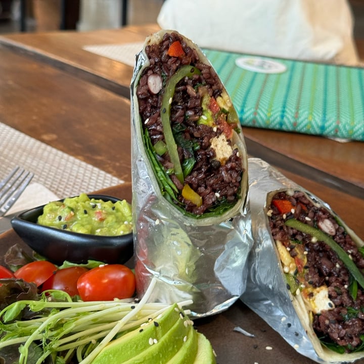 photo of Wild Tribe Café Viva Burrito shared by @tarasanto on  22 Sep 2024 - review