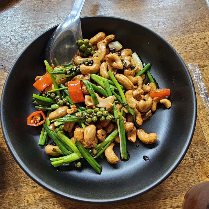 photo of Koff House Coffee Bar & Eatery sweet and spicy cashew nuts shared by @toko on  26 Apr 2024 - review