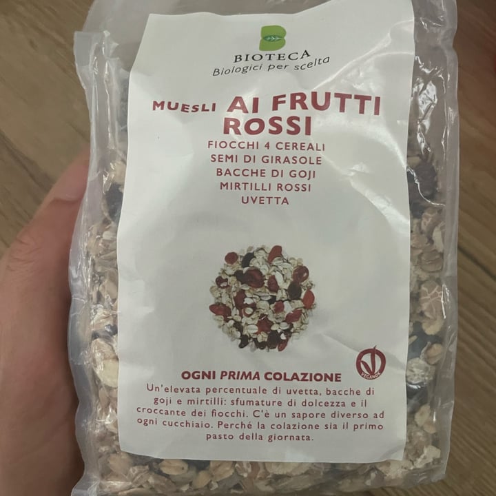 photo of Bioteca muesli ai frutti rossi shared by @pomeziajones on  13 May 2025 - review