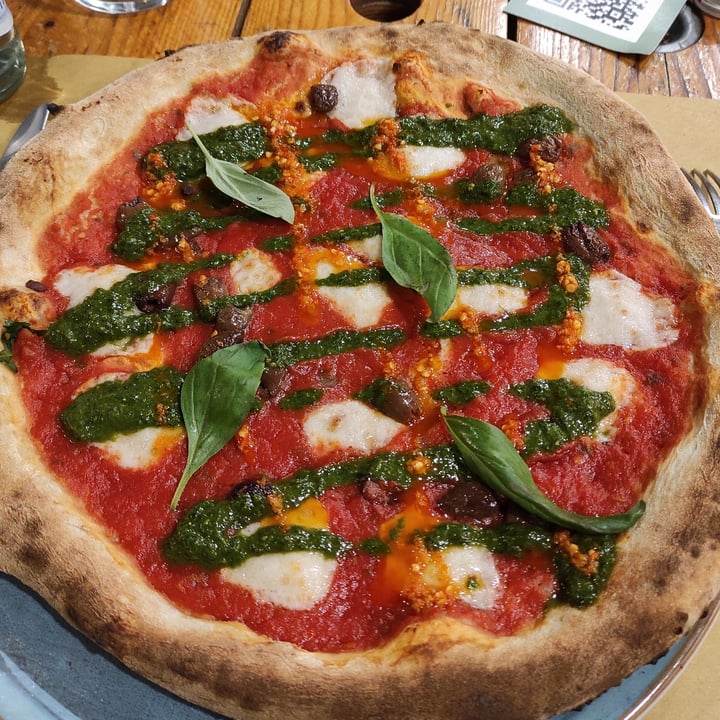 photo of L' Angolo Pizzosteria lanterna shared by @niklabelloli1 on  16 Mar 2024 - review