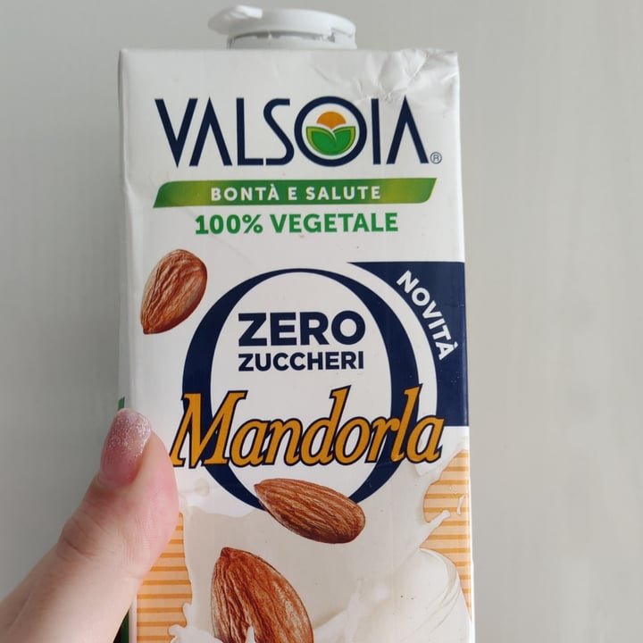 photo of Valsoia Latte di mandorla senza zuccheri shared by @vegverdiana on  02 Feb 2024 - review