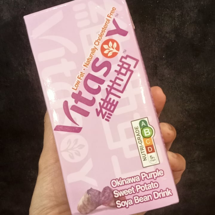photo of Vitasoy Vitasoy Okinawa Purple Sweet Potato Soybean Milk shared by @kismetcandle on  30 Apr 2024 - review