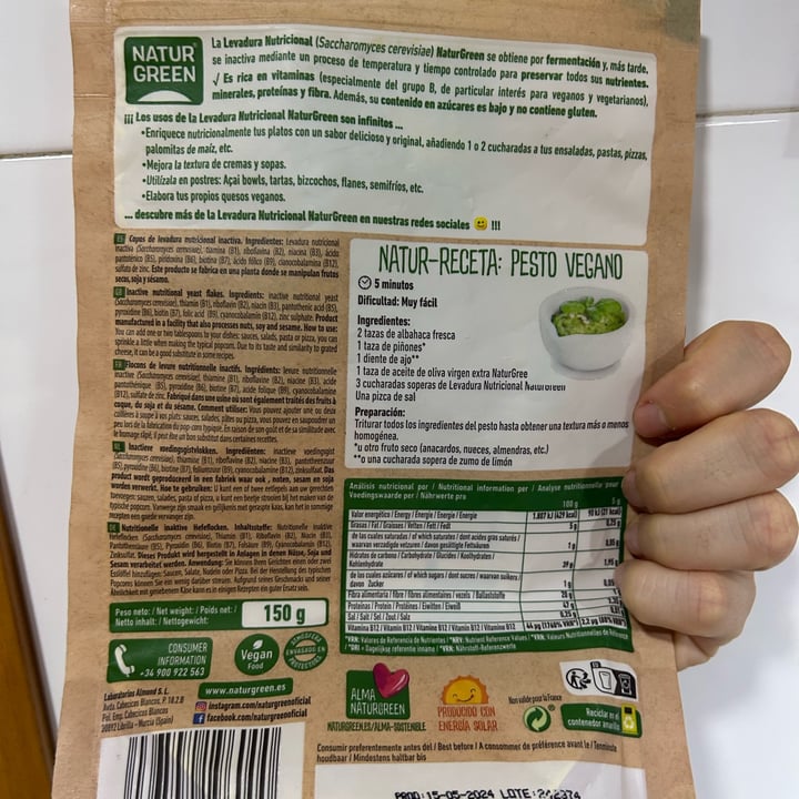 photo of NATUR GREEN Copos de levadura nutricional shared by @elenina on  02 Aug 2025 - review