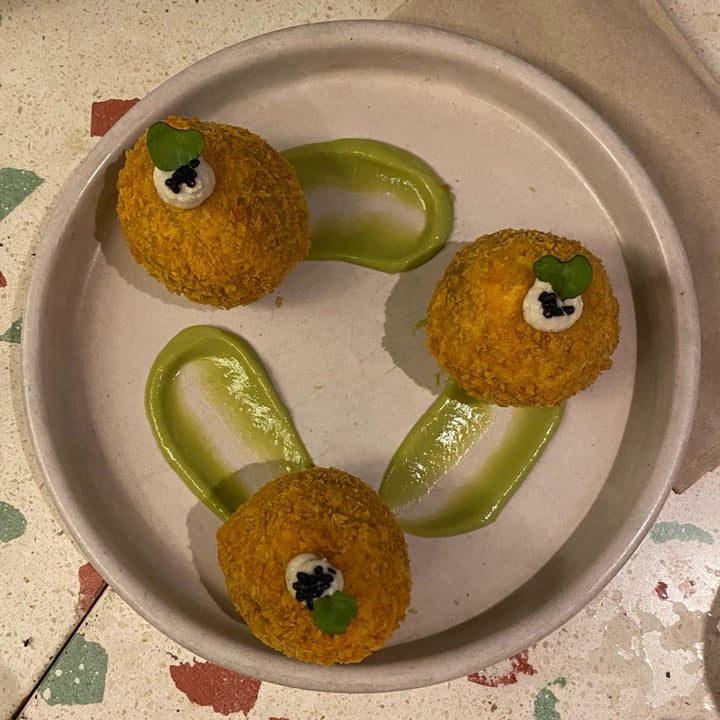 photo of RAÍZ PLANT MOOD aranchinis de setas shared by @lilanovel on  11 Mar 2025 - review