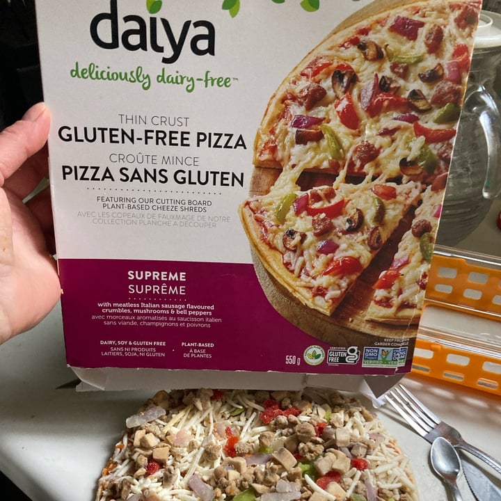 photo of Daiya Daiya gluten free pizza shared by @hungrywoman on  24 Mar 2024 - review