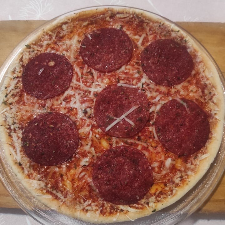 photo of De. Oetker Pizza al salami vegano shared by @rubiveg1 on  05 May 2024 - review