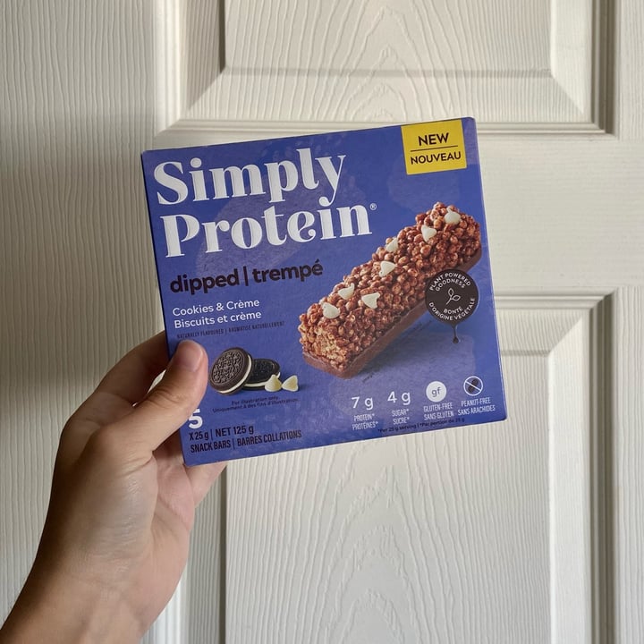 photo of Simply Protein Cookies & Crème Dipped Snack Bars shared by @veggie-meg on  15 Sep 2023 - review