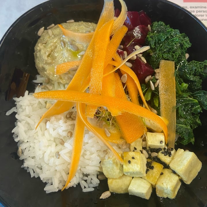photo of Café du MEG Poke Bowl MEG shared by @lidianani on  09 Nov 2024 - review