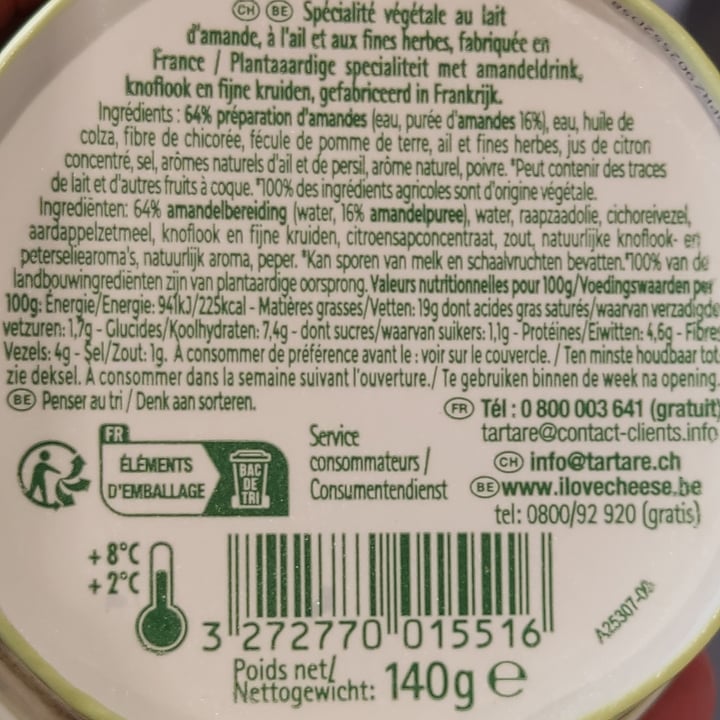 photo of Tartare 100% végétal au lait d'amande ail et fines herbes shared by @lucthelucky on  13 Feb 2024 - review