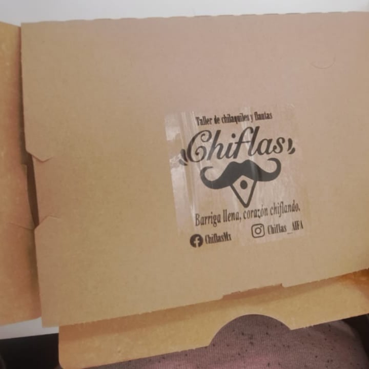 photo of Chiflas Chilaquiles y flautas Enchiladas Veganas shared by @tatisdlp on  20 Mar 2024 - review