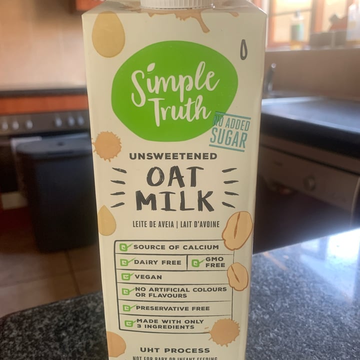 photo of Simple Truth Unsweetened Oat Milk shared by @successfulturtle87 on  07 Feb 2024 - review