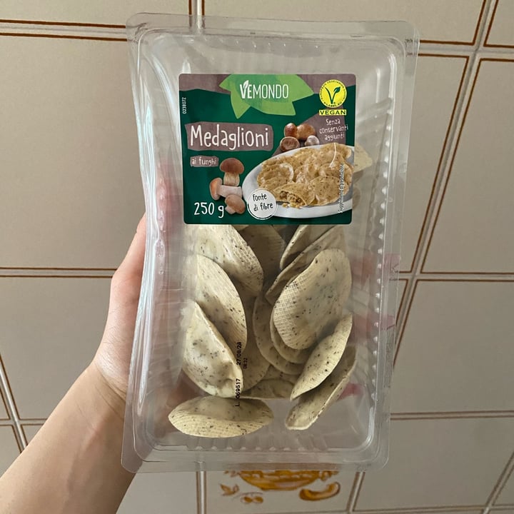 photo of Vemondo Medaglioni ai funghi shared by @arly on  03 Jul 2024 - review