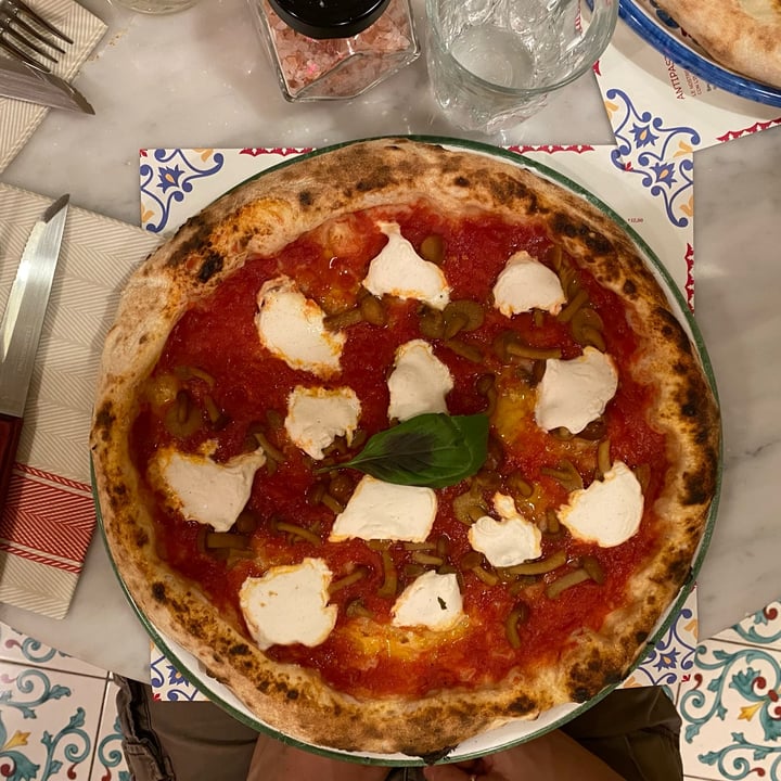photo of Pizzium - Bologna Pizza margherita Vegana (Mozzarella Dream Farm) shared by @manekineko on  15 Sep 2023 - review