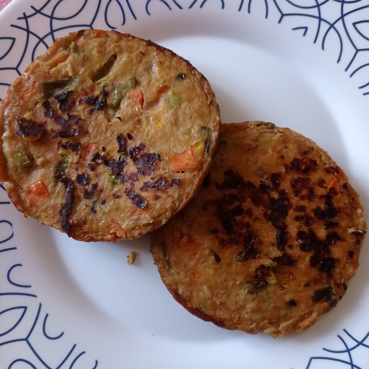 photo of Vemondo Burger Vegani Con Verdure shared by @susberry on  09 Oct 2025 - review