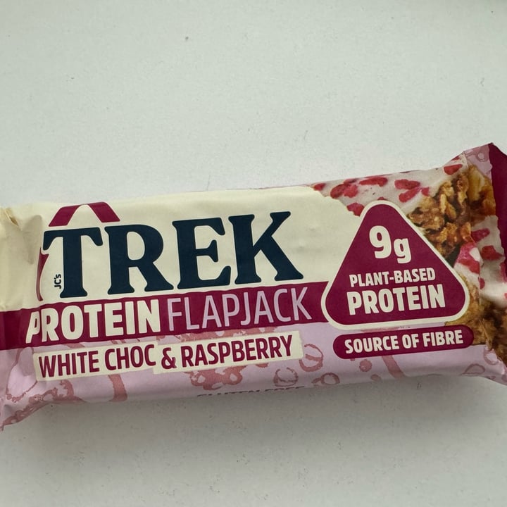 photo of TREK Protein Flapjack (White Choc & Raspberry) shared by @fitveganactivist on  25 Apr 2024 - review