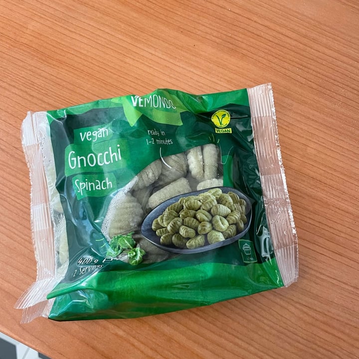 photo of Vemondo vegan gnocchi spinach shared by @veggiegaia on  22 May 2024 - review