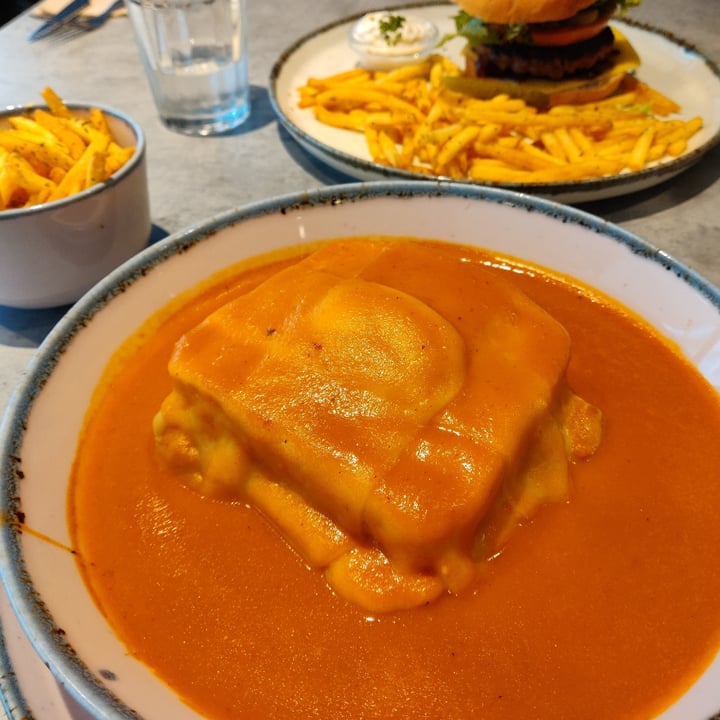 photo of Kind Kitchen Francesinha shared by @federicazanasi on  19 Nov 2023 - review