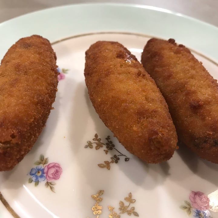 photo of Veganí Croquetas De Puerro Y Champiñones shared by @lordsnooks on  16 Mar 2024 - review