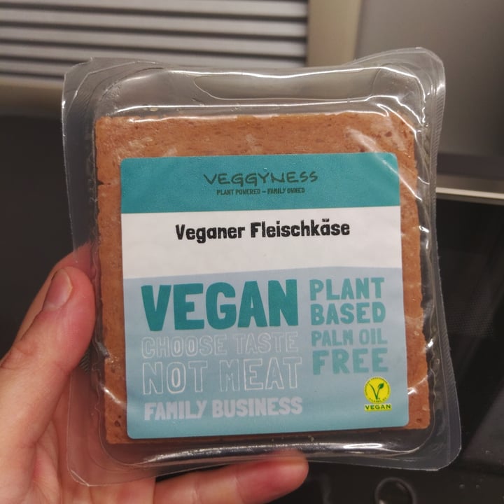 photo of Veggyness Veganer Fleischkäse shared by @saechsine on  20 Sep 2023 - review