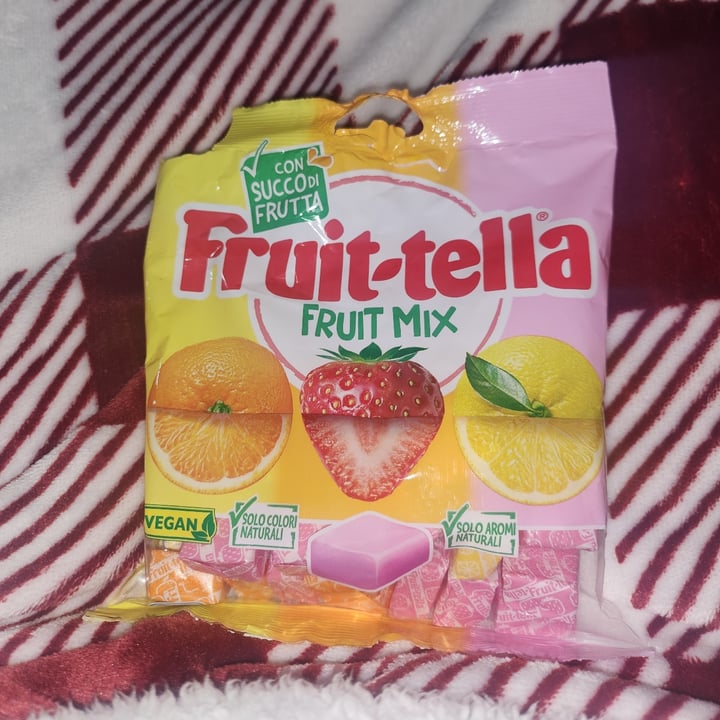 photo of Fruit-tella fruit mix shared by @valepav on  10 Mar 2024 - review